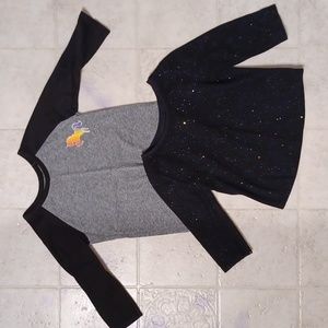 2 baby girls long sleeve shirts 12 months 🦄